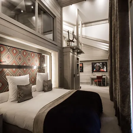 Le K2 Djola Hotell