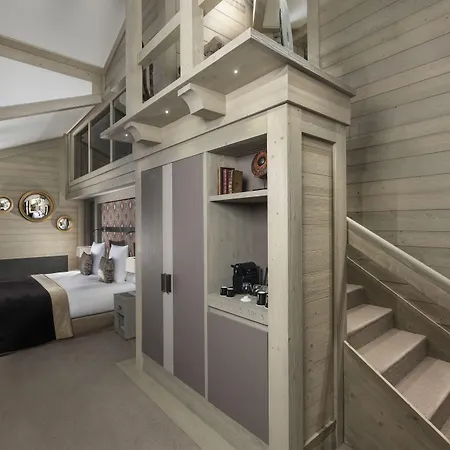 Hotel Le K2 Djola 4*