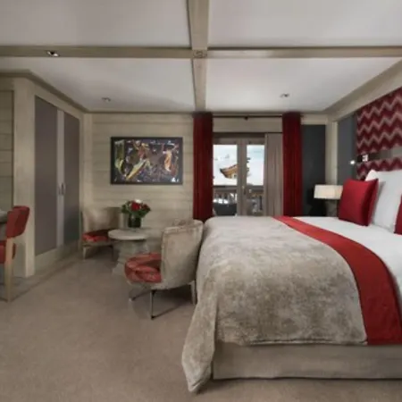 Le K2 Djola Hotell 4*