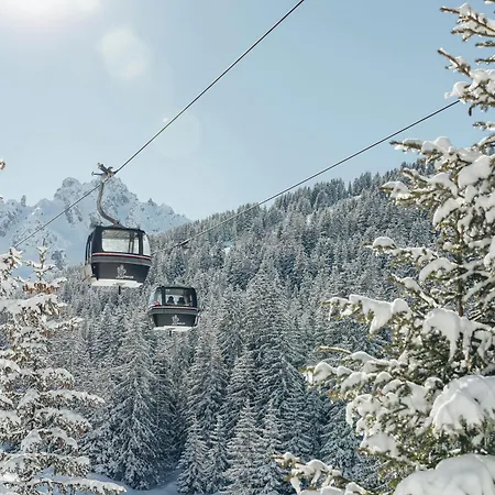 Le K2 Djola 4*