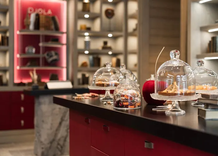 Le K2 Djola Hotel 4*