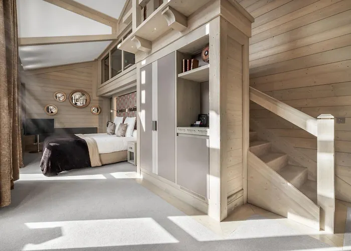 Le K2 Djola Hotel 4*