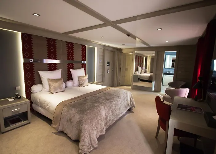 Le K2 Djola Hotel 4*