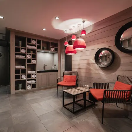 Le K2 Djola 谷雪维尔