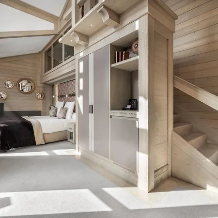 Le K2 Djola 酒店 4*